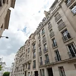 Spacious Apartment - Trocadero