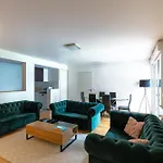 Spacious Apartment - Trocadero